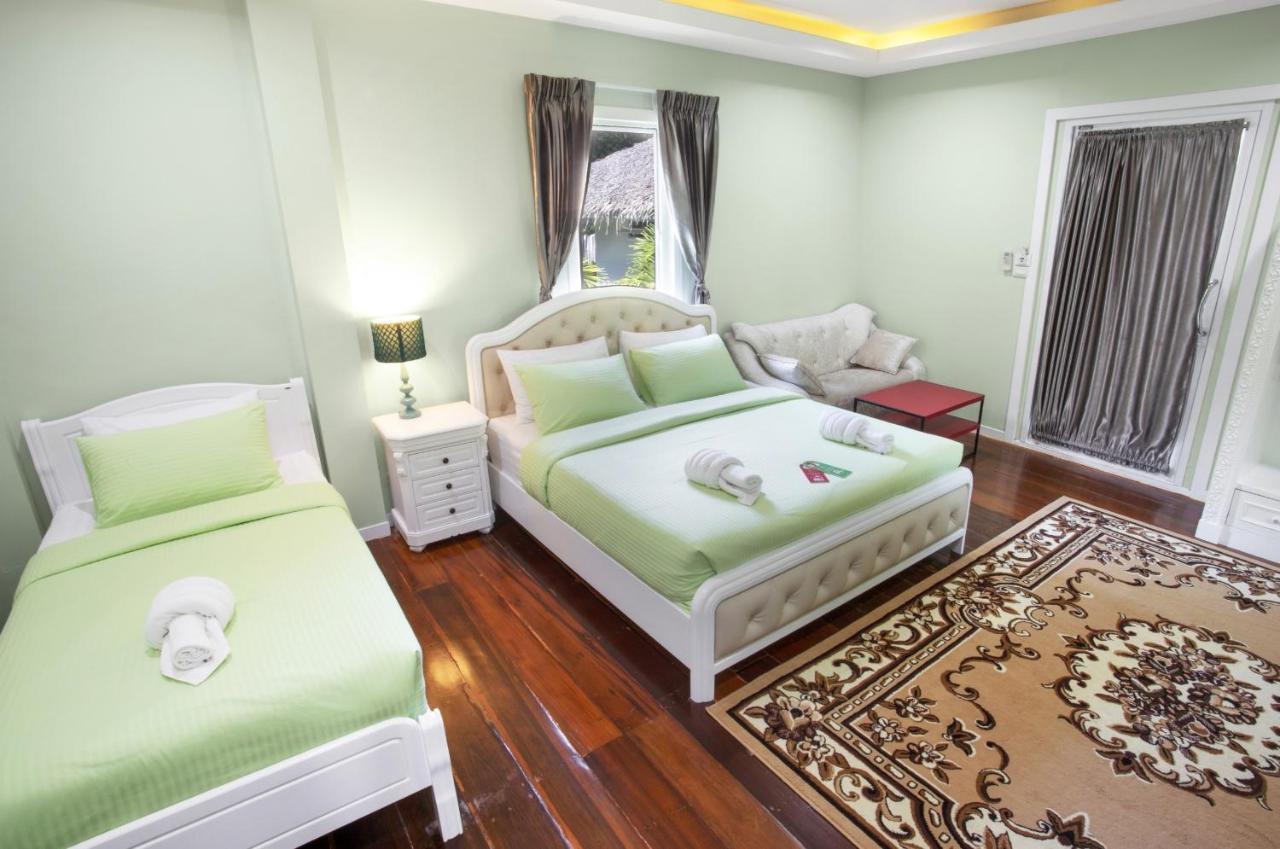 Aquna Huahin Resort Екстер'єр фото